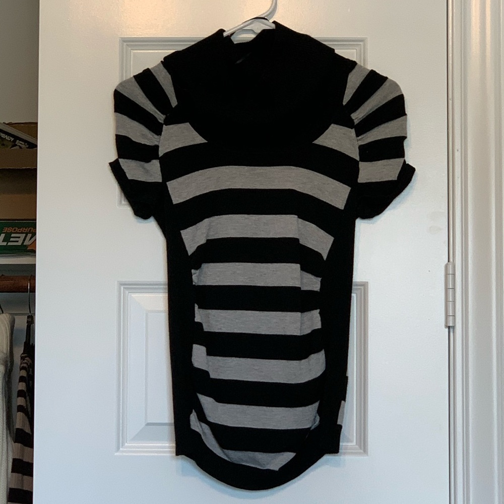 Short sleeve